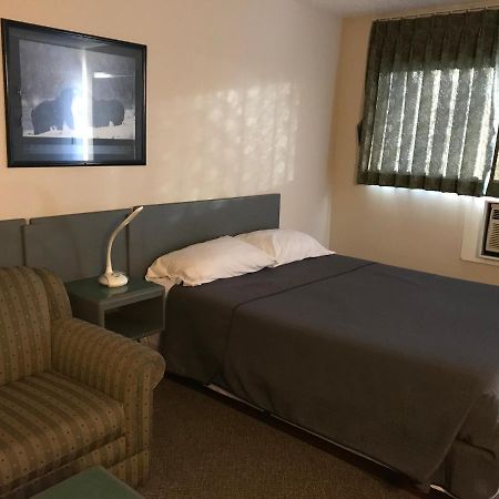 Stettler Plains Motor Inn المظهر الخارجي الصورة