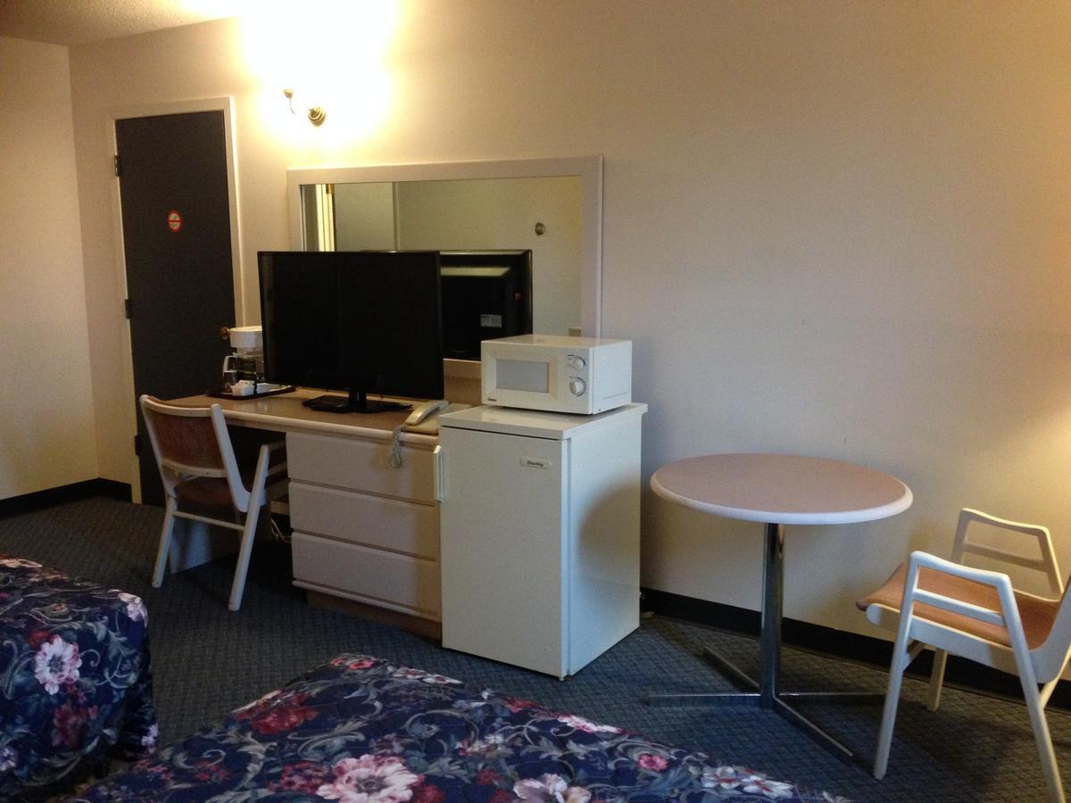 Stettler Plains Motor Inn المظهر الخارجي الصورة